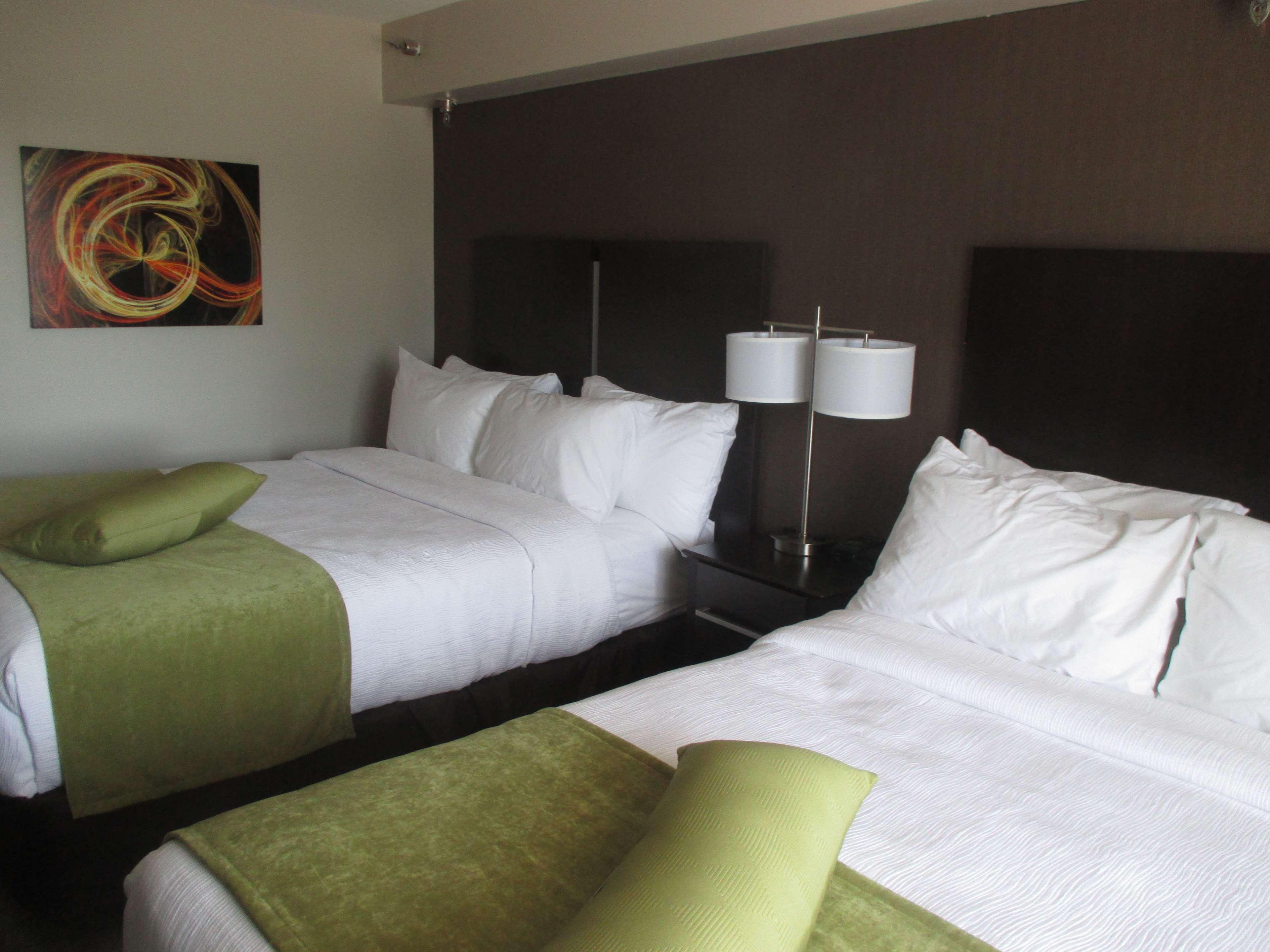 Best Western Harvest Inn & Suites Grand Forks Eksteriør billede