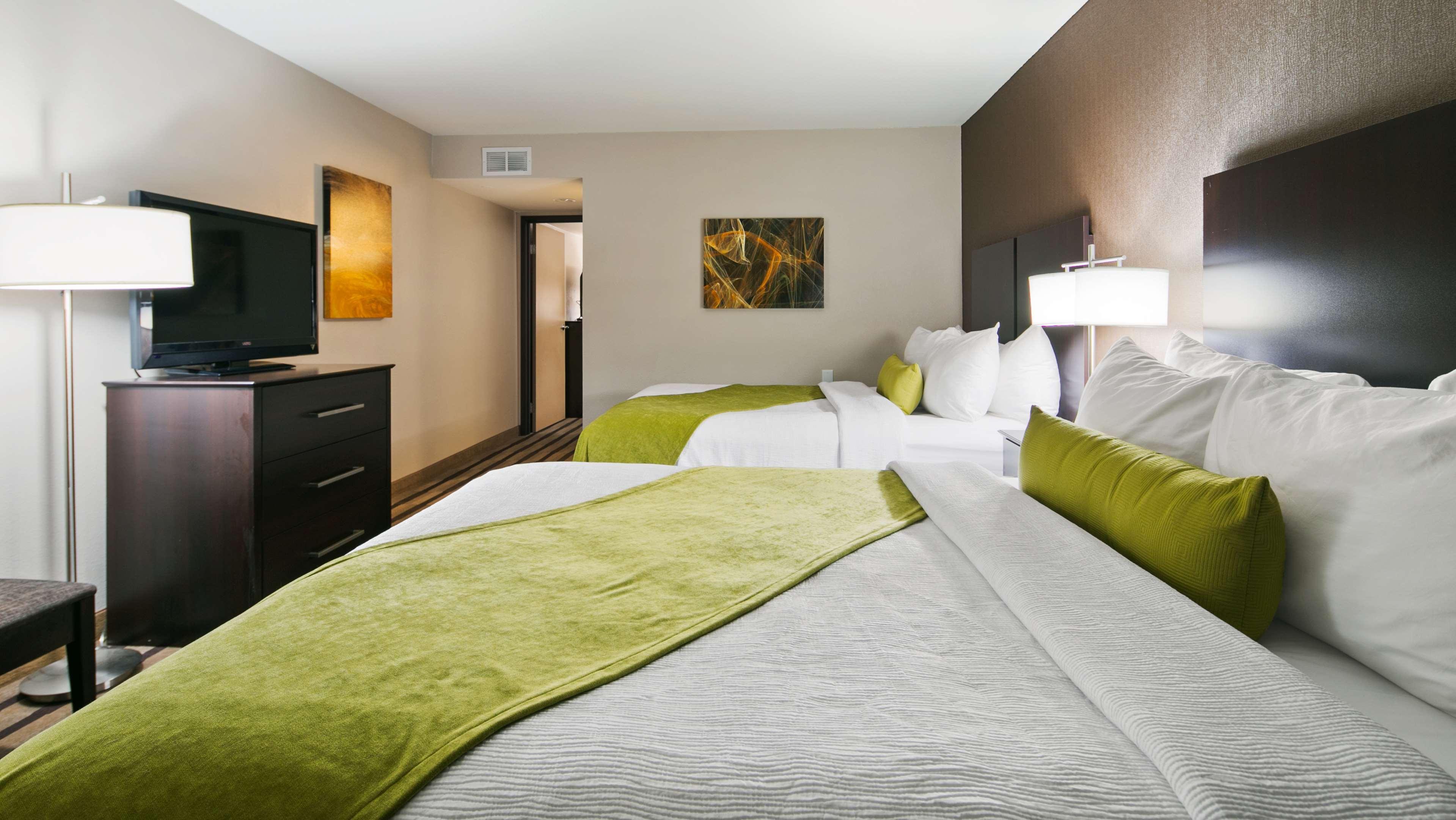 Best Western Harvest Inn & Suites Grand Forks Eksteriør billede
