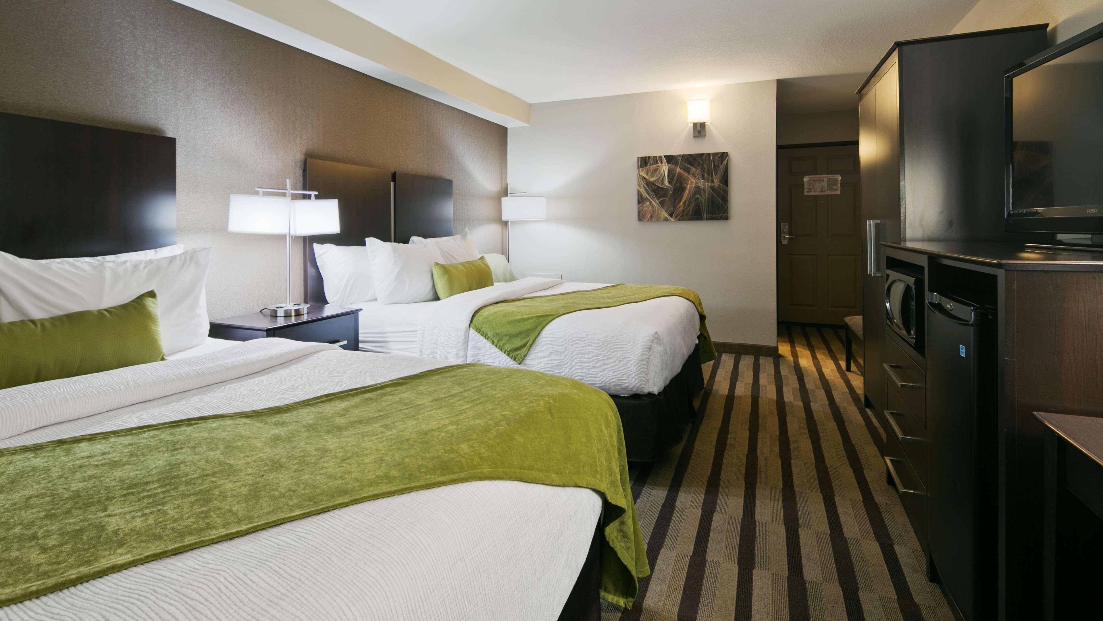 Best Western Harvest Inn & Suites Grand Forks Eksteriør billede