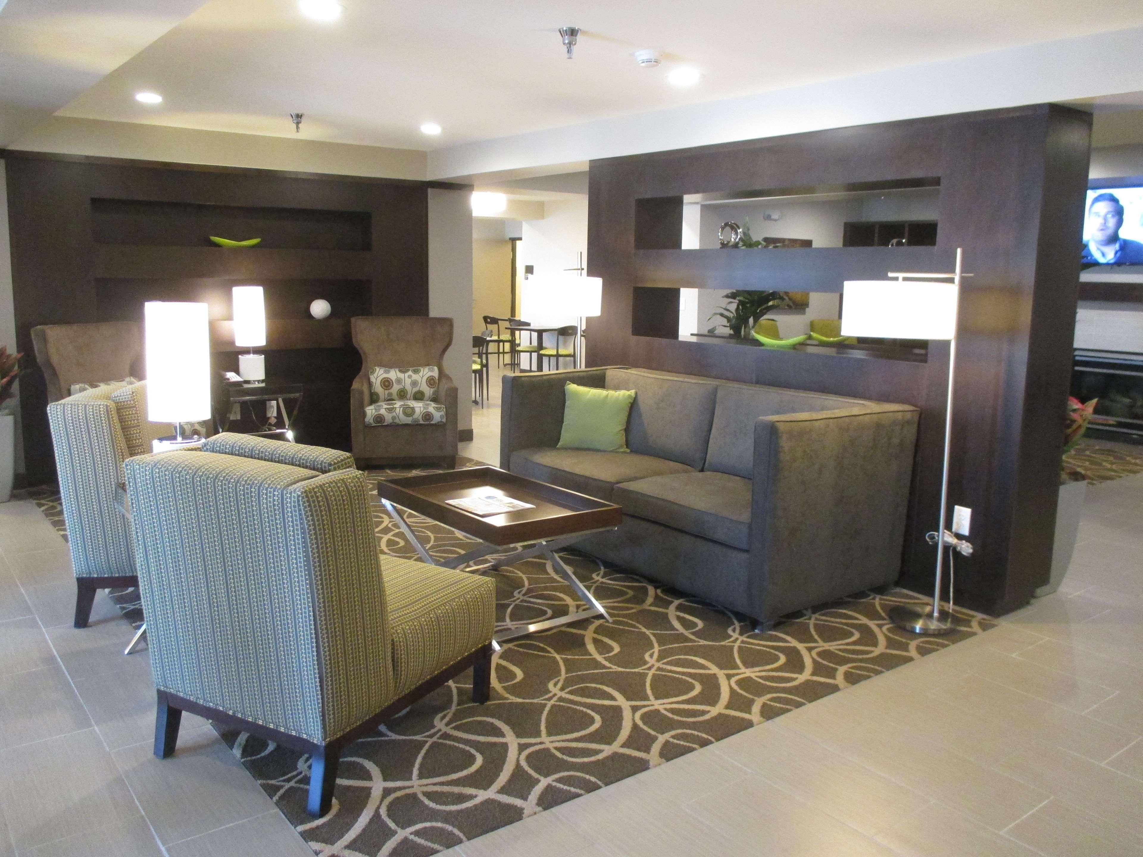 Best Western Harvest Inn & Suites Grand Forks Eksteriør billede